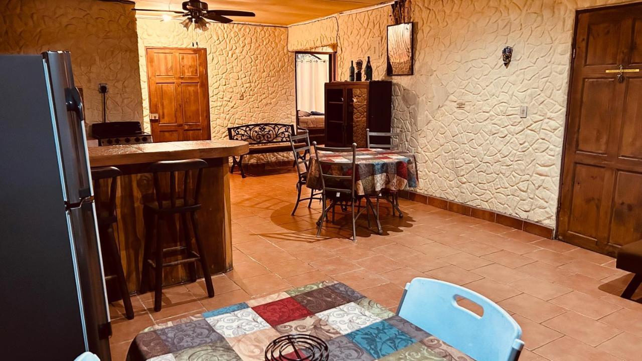 Casa Encantada Offers You Two-Bedroom House, 1 Tiny Apartment & 3 Double Rooms Manuel Antonio Buitenkant foto