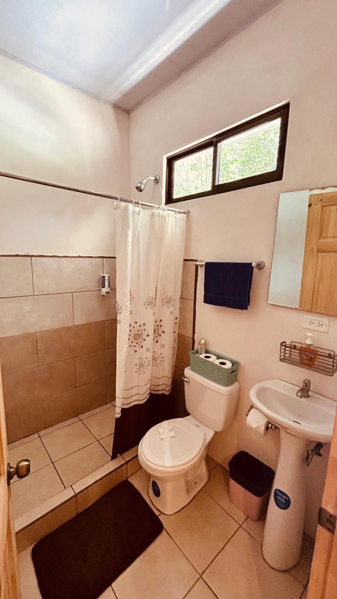 Casa Encantada Offers You Two-Bedroom House, 1 Tiny Apartment & 3 Double Rooms Manuel Antonio Buitenkant foto